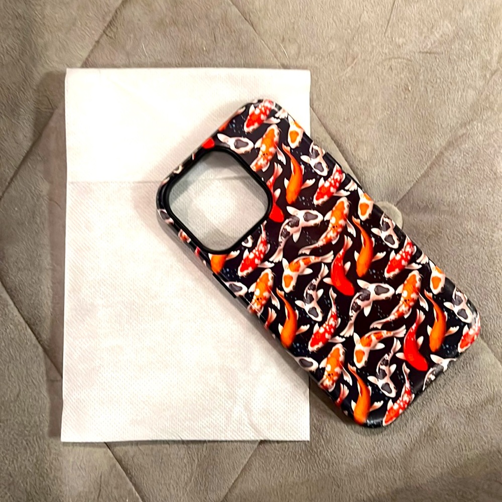 Stringberry iPhone 13 Pro case - Picture 3 of 3